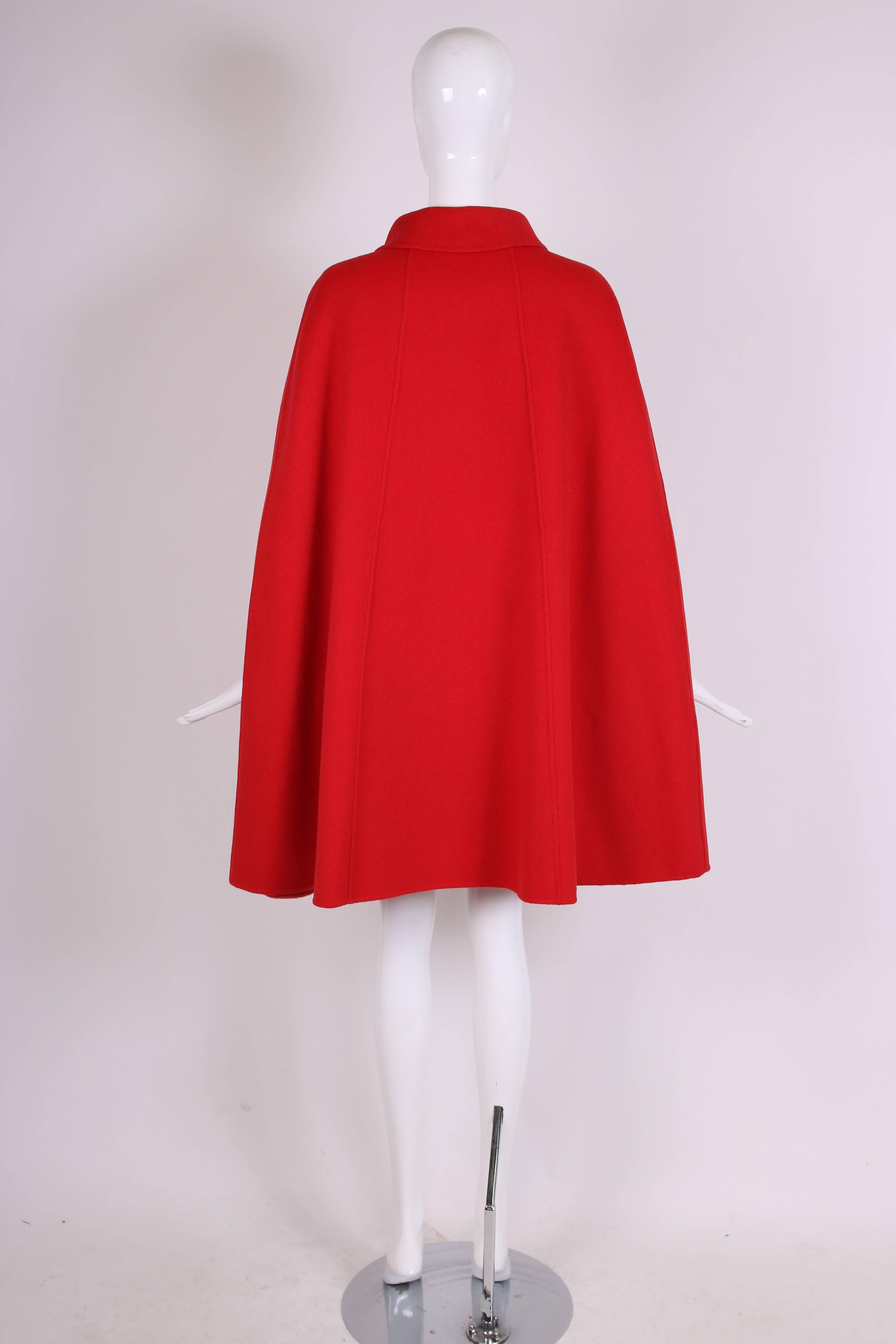 Women's Giorgio Armani Collezioni Red Wool Angora Cape