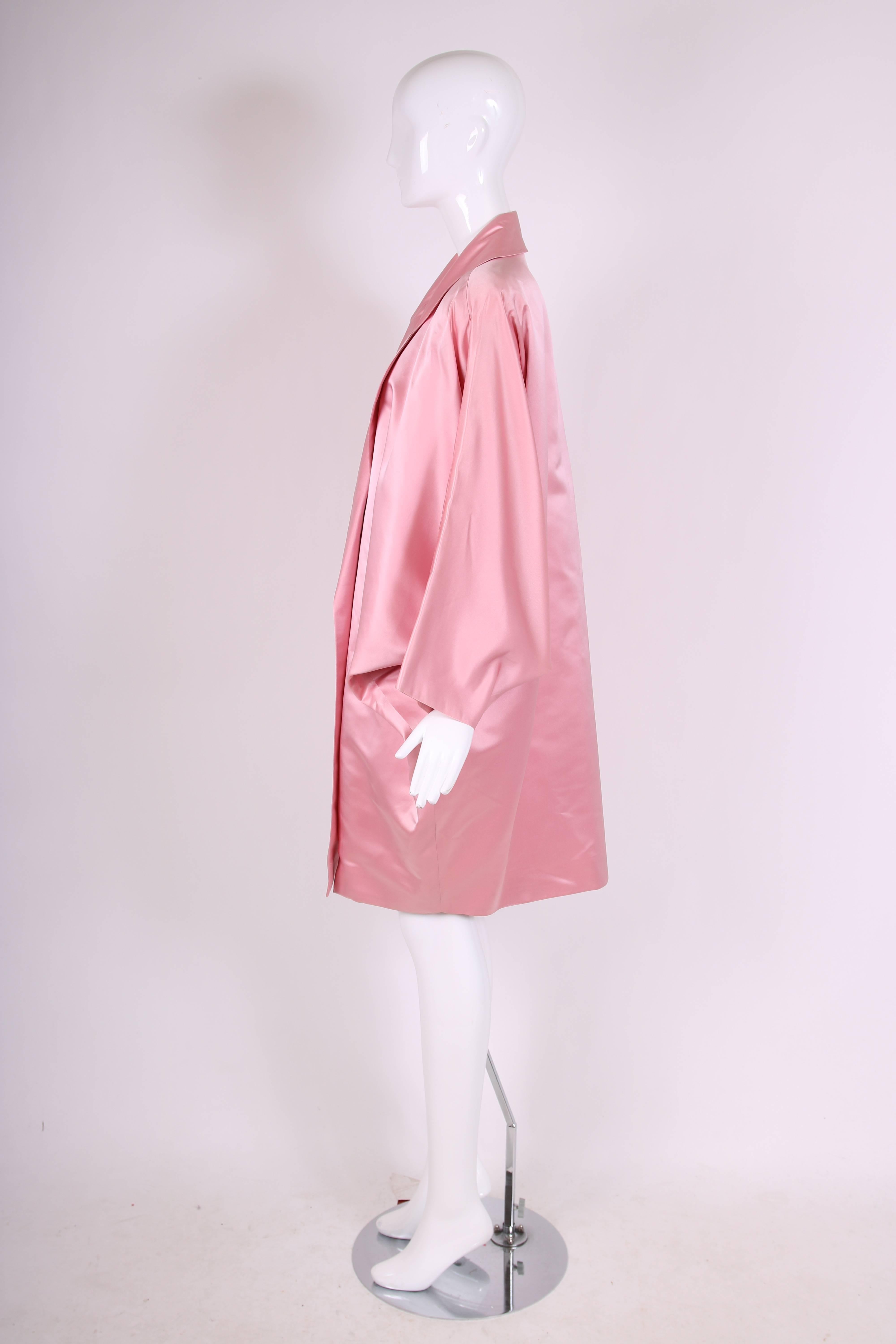 Women's Bill Blass Pink Silk Satin Oversized Cocoon Coat