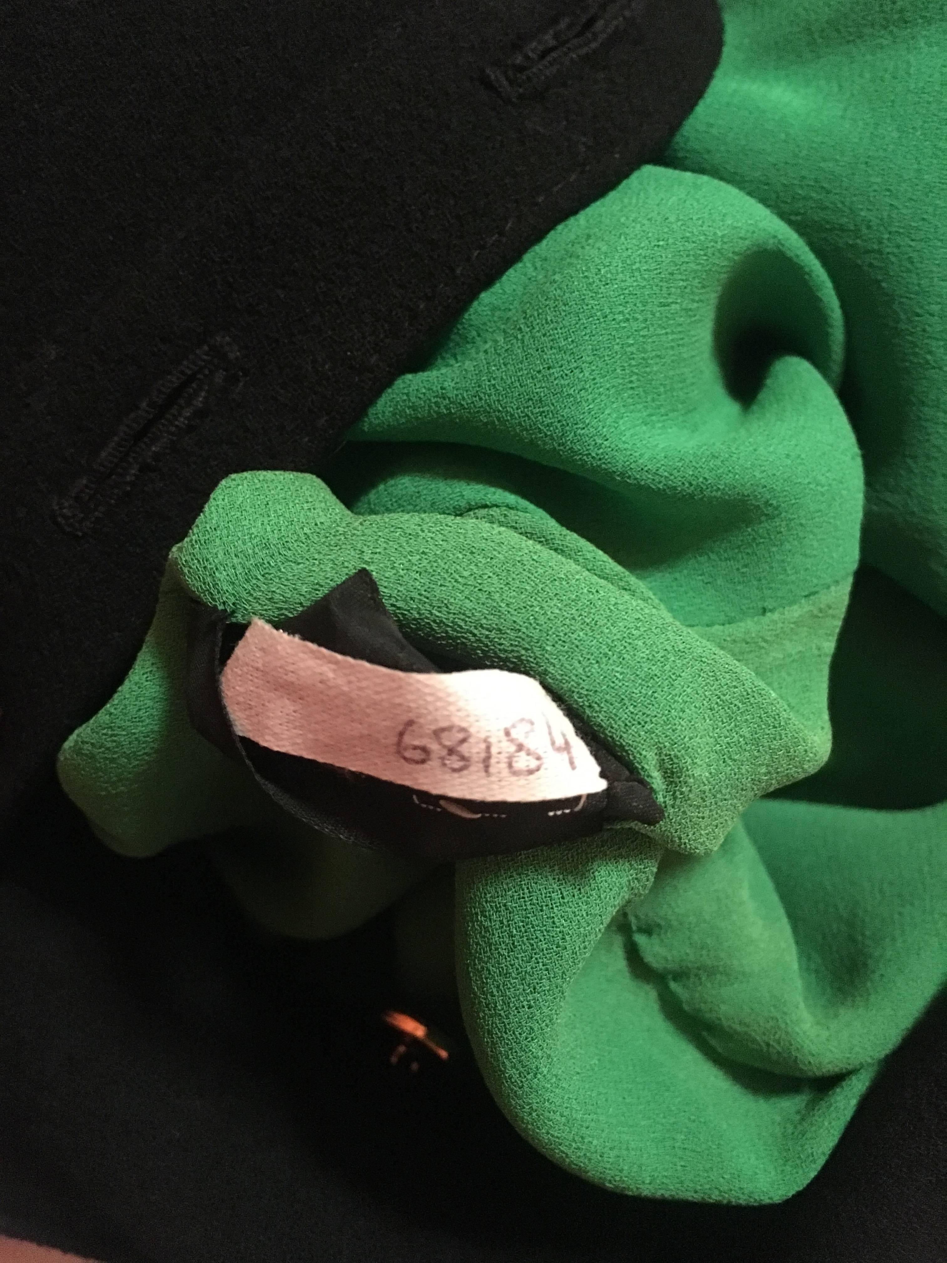 Women's 1989 Chanel Haute Couture Black Wool Crepe Dress w/Green Silk Lining No.68184