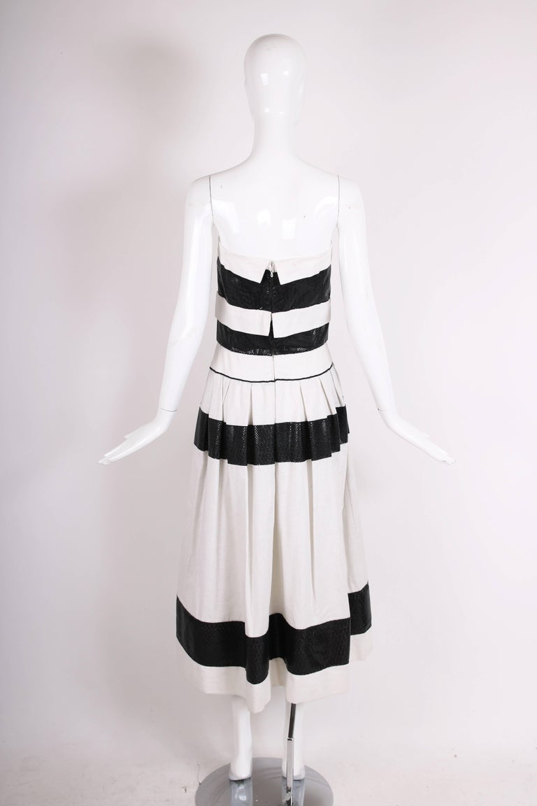 Robe De Cocktail Vintage Noire Sans Bretelles - Marque Florence And Fred - Taille 8 - Occasion TB