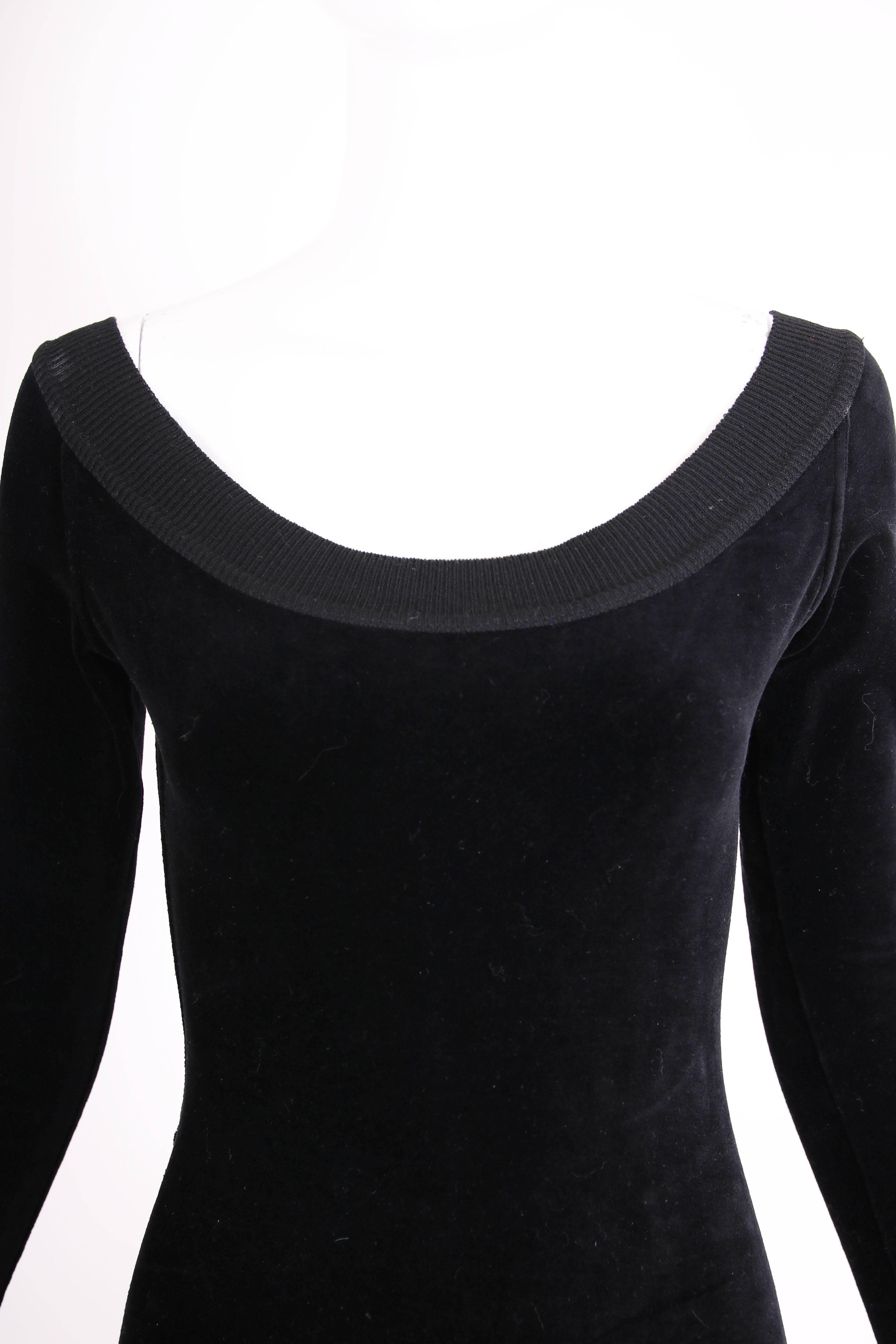 Alaia Black Stretch Velvet Bodycon Mini Dress w/Open Back  For Sale 2