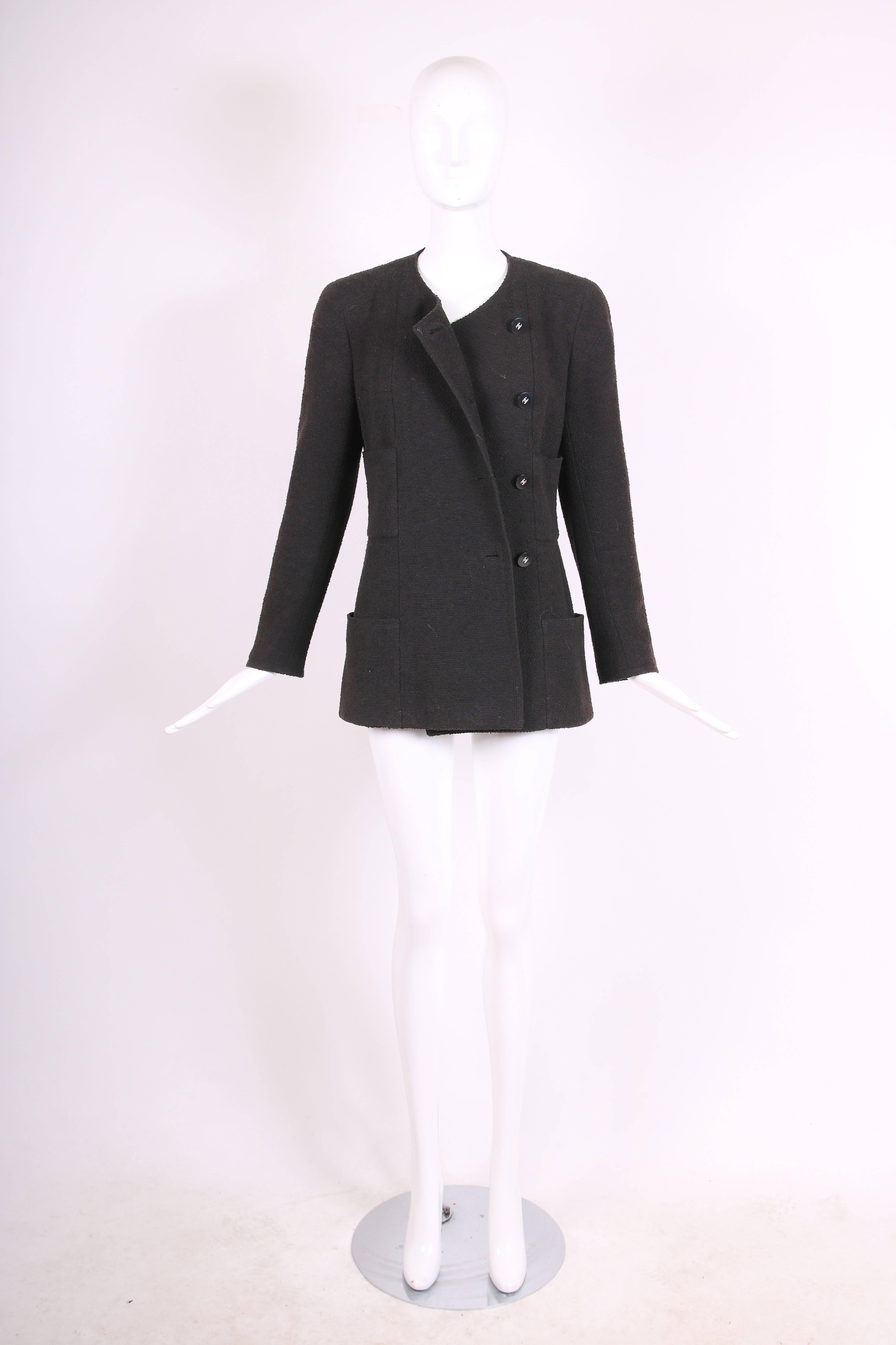 1998C Chanel Black Cotton Boucle Jacket w/Frontal Pockets & CC Logo Buttons In Excellent Condition In Studio City, CA