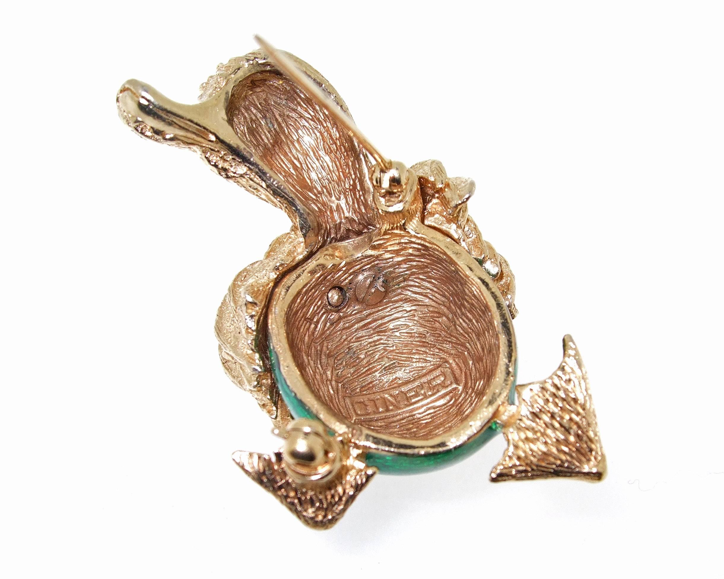 Vintage Green Enamel Duck Bird Brooch by Ciner In Excellent Condition For Sale In London, GB