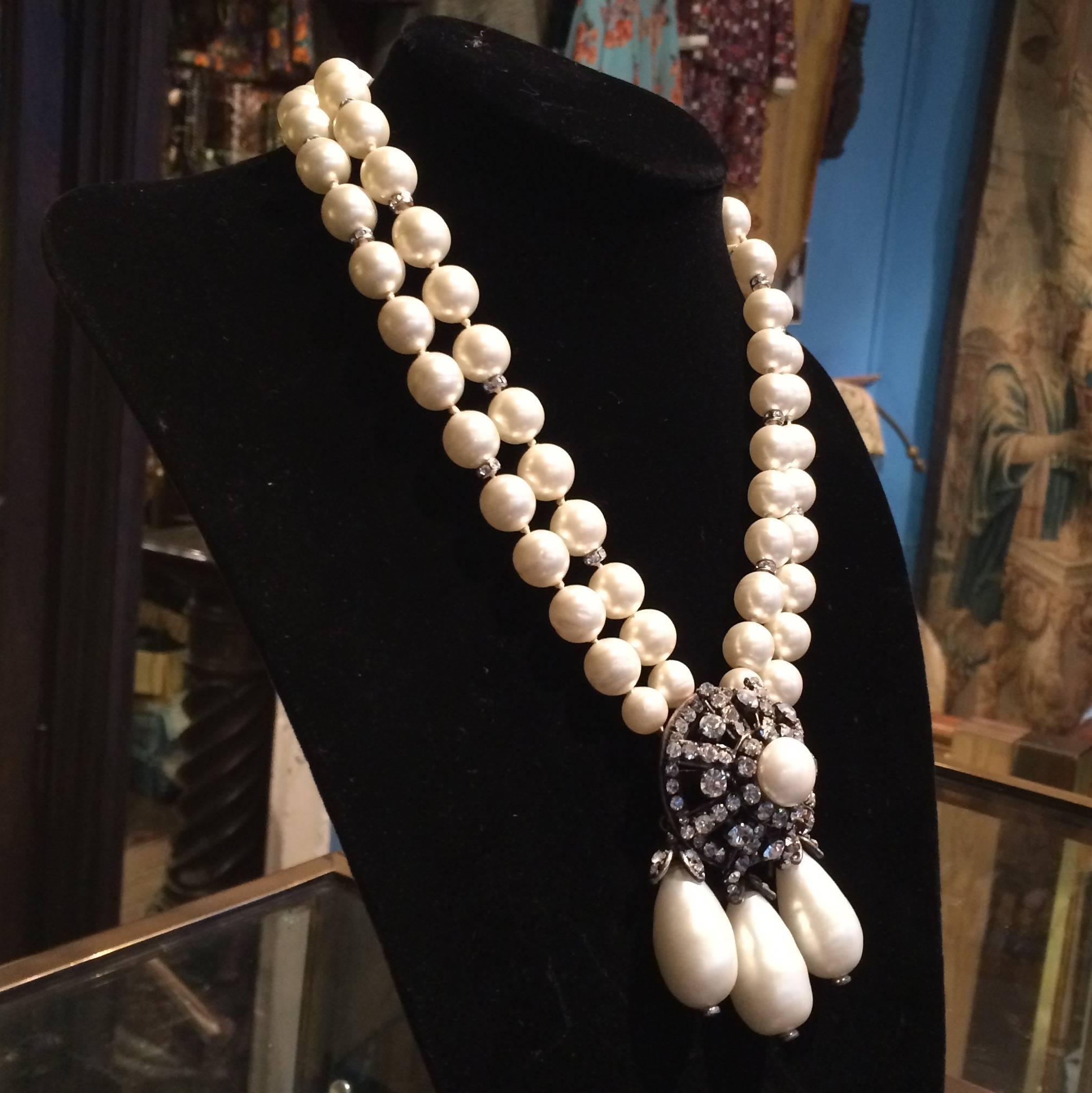 Women's 1994 Chanel Pearl Necklace For Sale