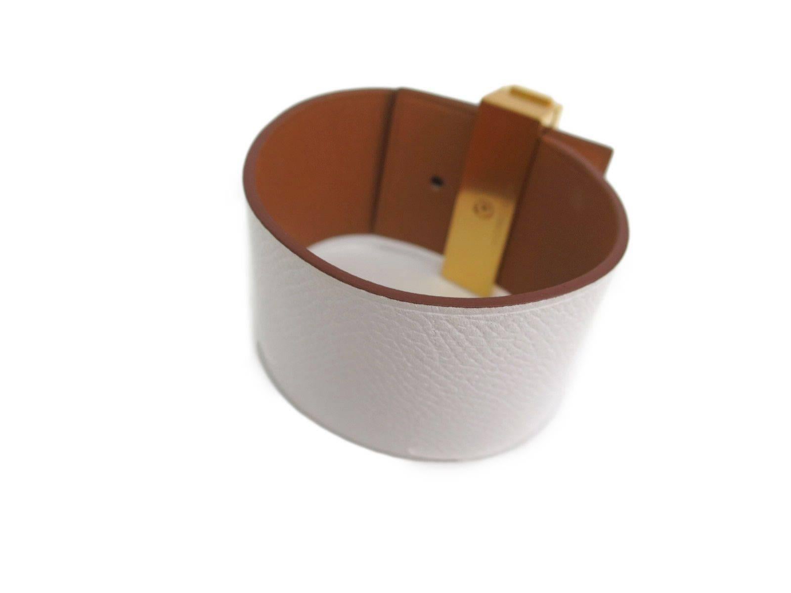 Hermes White Epsom Leather Gold Hardware Illusion Cuff Bracelet in Box In Excellent Condition In Chicago, IL