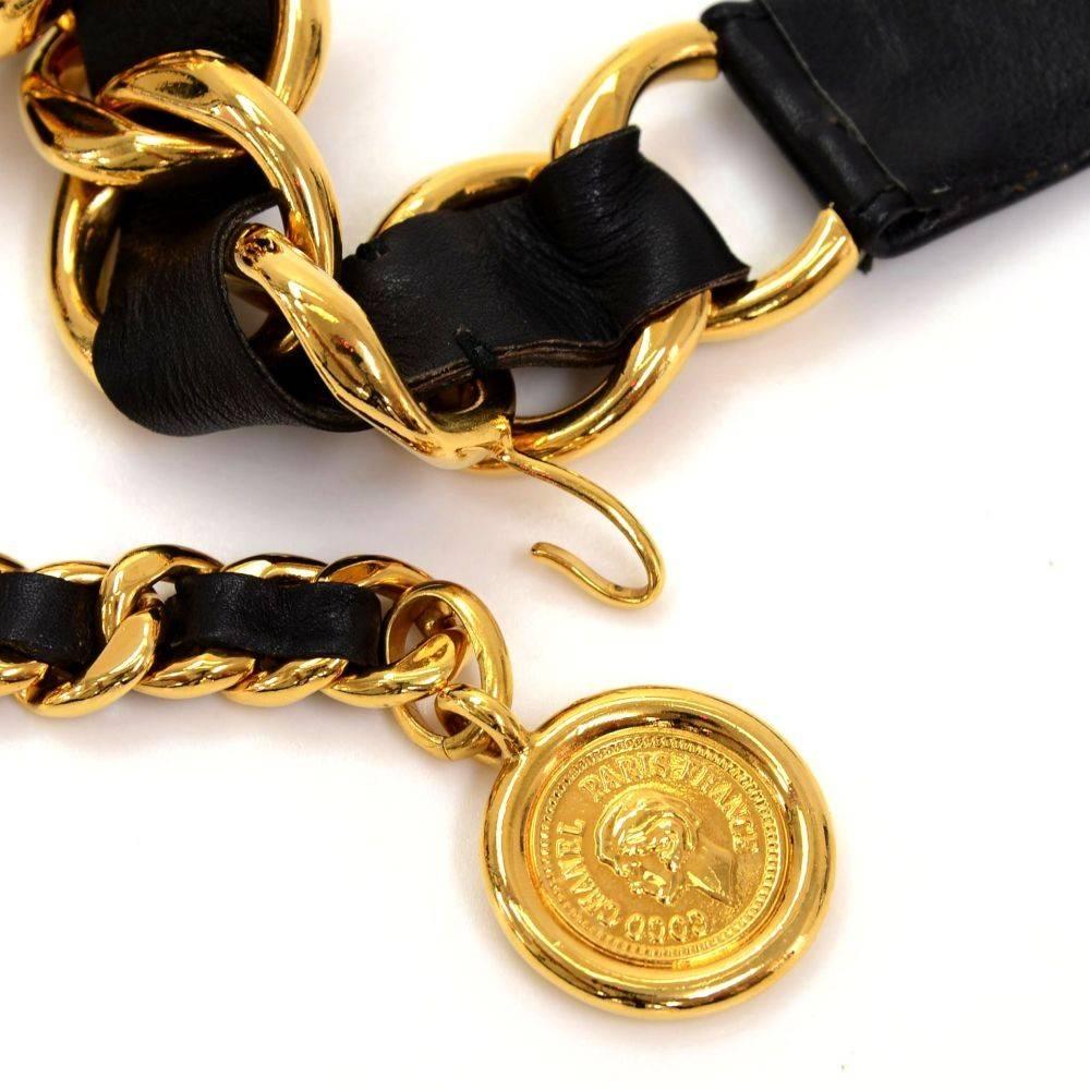 Women's Chanel Vintage Black Lambskin Leather Gold Chain Medallion Charm Waist Belt 