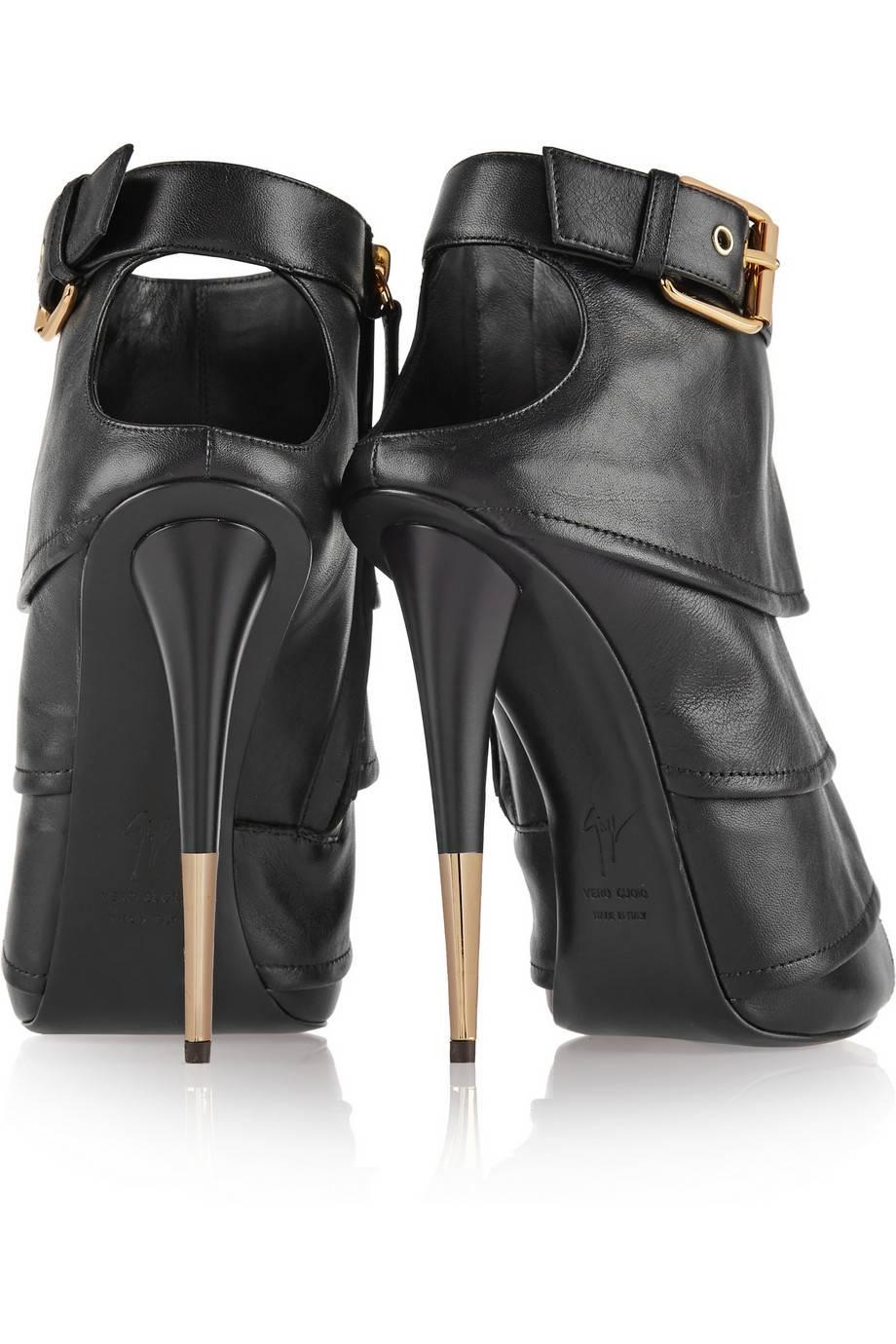 Giuseppe Zanotti Brand New Black Leather Ruffle Gold Stiletto Heels Ankle Bootie In New Condition In Chicago, IL