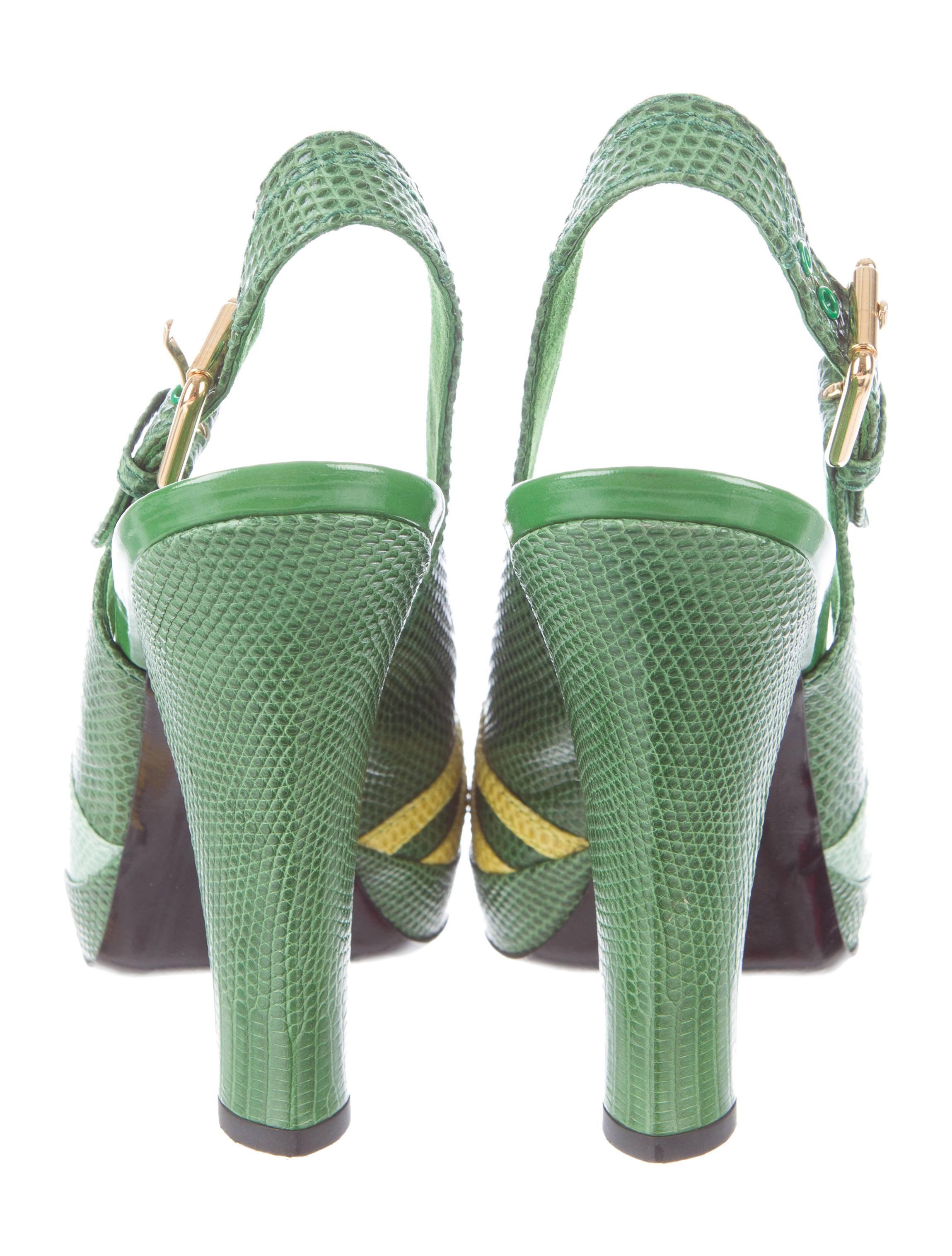 Louis Vuitton Green Yellow Lizard Leather Peep Toe High Heel Pumps in Box In Excellent Condition In Chicago, IL