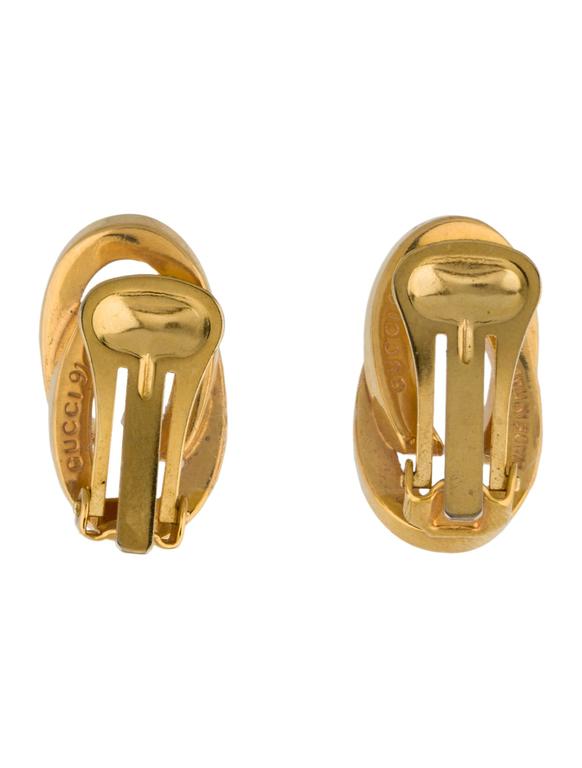 Gucci Gold Interlocking GG Dangle Drop Earrings at 1stdibs