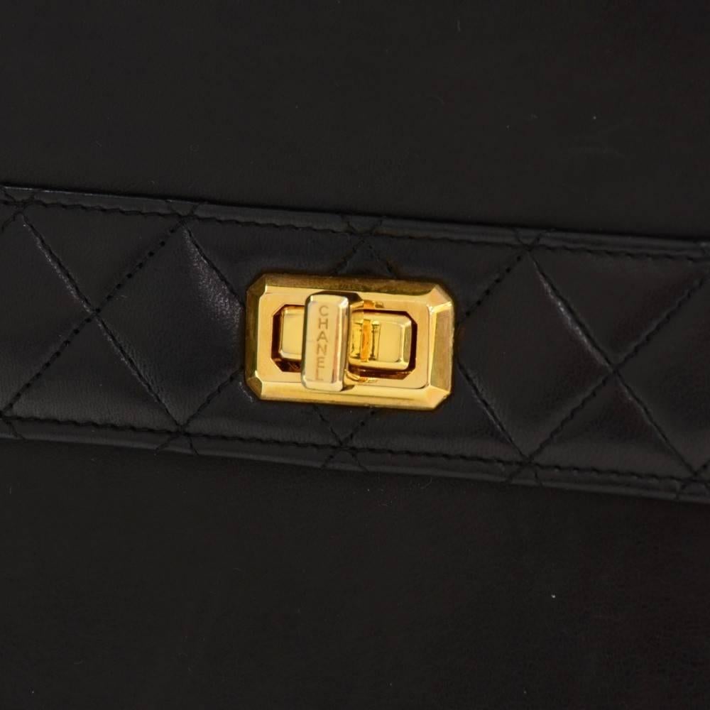 CURATOR'S NOTES

Chanel Vintage RARE Black Lambskin Quilted Kelly Box Evening Shoulder Bag in Box  

Incredible and well preserved vintage Chanel Kelly box shoulder bag featuring rich gold tone hardware and removable interior wallet.  

Lambskin