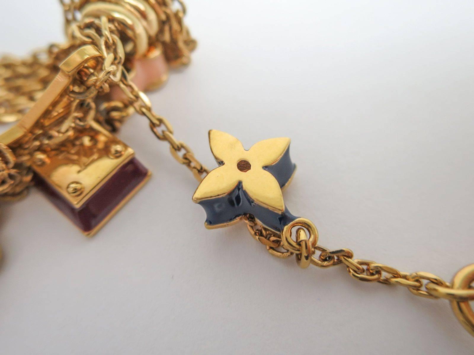 louis vuitton charm necklace