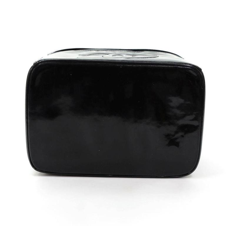 Chanel RARE Black Patent Leather Large Jewelry Travel Beauty Case Top