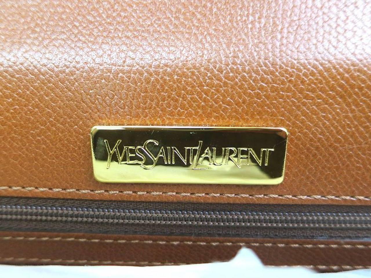 YSL Tan Cognac Leather Gold Men's Attache Briefcase Bag With Key & Strap In Excellent Condition In Chicago, IL