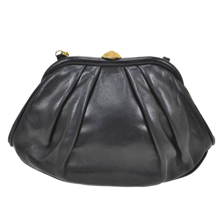 Chanel Rare Black Lambskin Gold Medallion Kiss Lock Evening Clutch Shoulder  Bag For Sale at 1stDibs