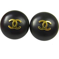 Chanel Vintage Black Gold Charm Round Stud Earrings