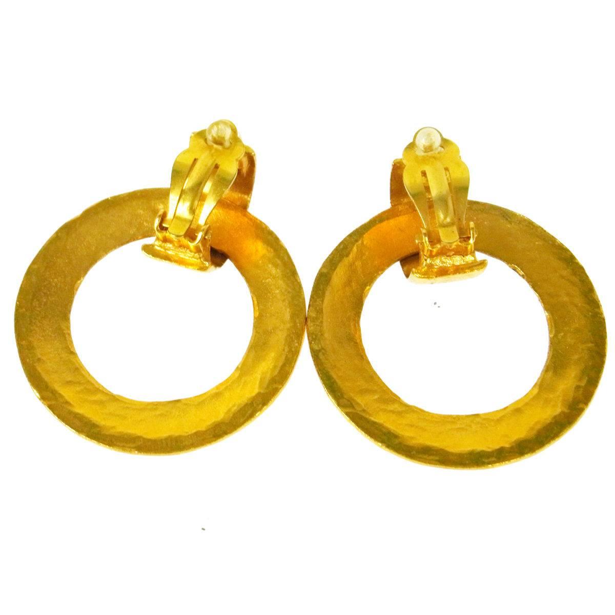 vintage chanel hoop earrings