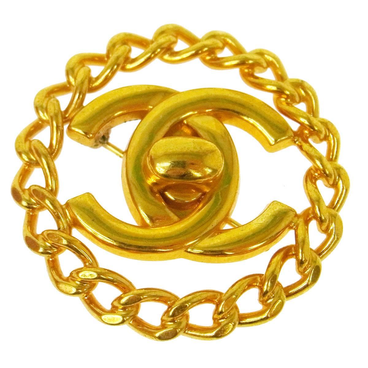 Chanel Vintage Gold Chain Link Signature Charm Pin Brooch