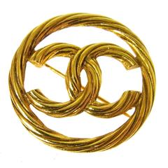Chanel Vintage Gold Braided Signature Charm Pin Brooch 5