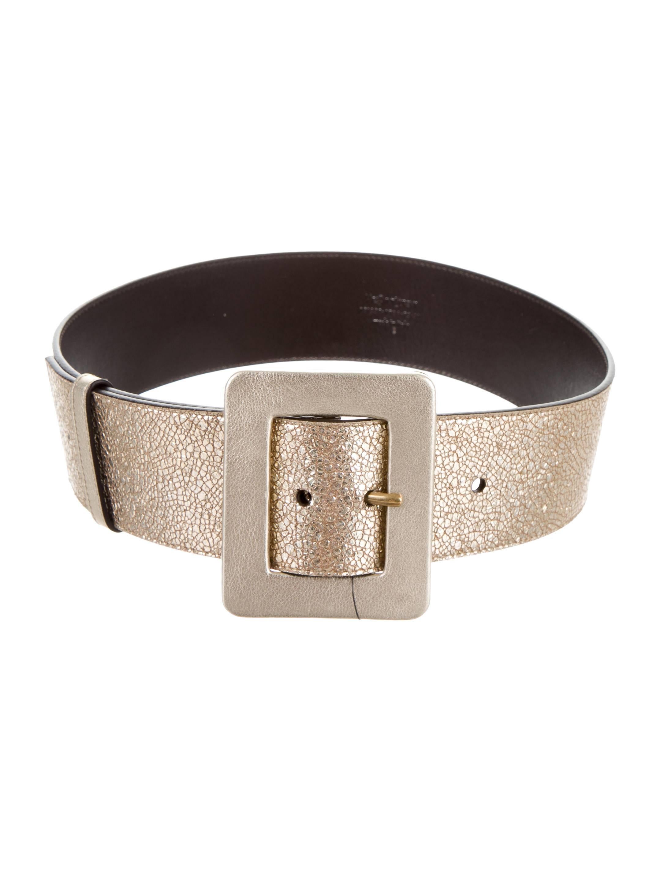 CURATOR'S NOTES

Size listed Medium
Leather
Gold tone hardware
Peg-in-hole buckle closure
Width 2.5
