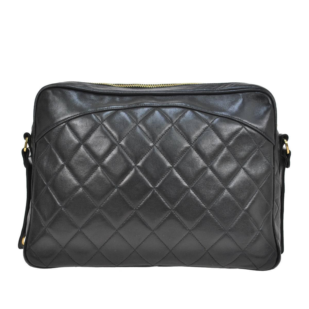 Chanel Black Lambskin Coin Charm Hobo Style Short Shoulder Top Handle Bag In Good Condition In Chicago, IL