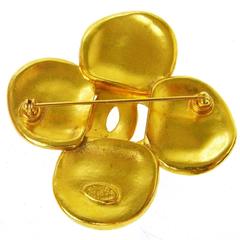 Chanel Vintage Gold vierblättrige Kleeblatt Charm Pin Brosche in Box