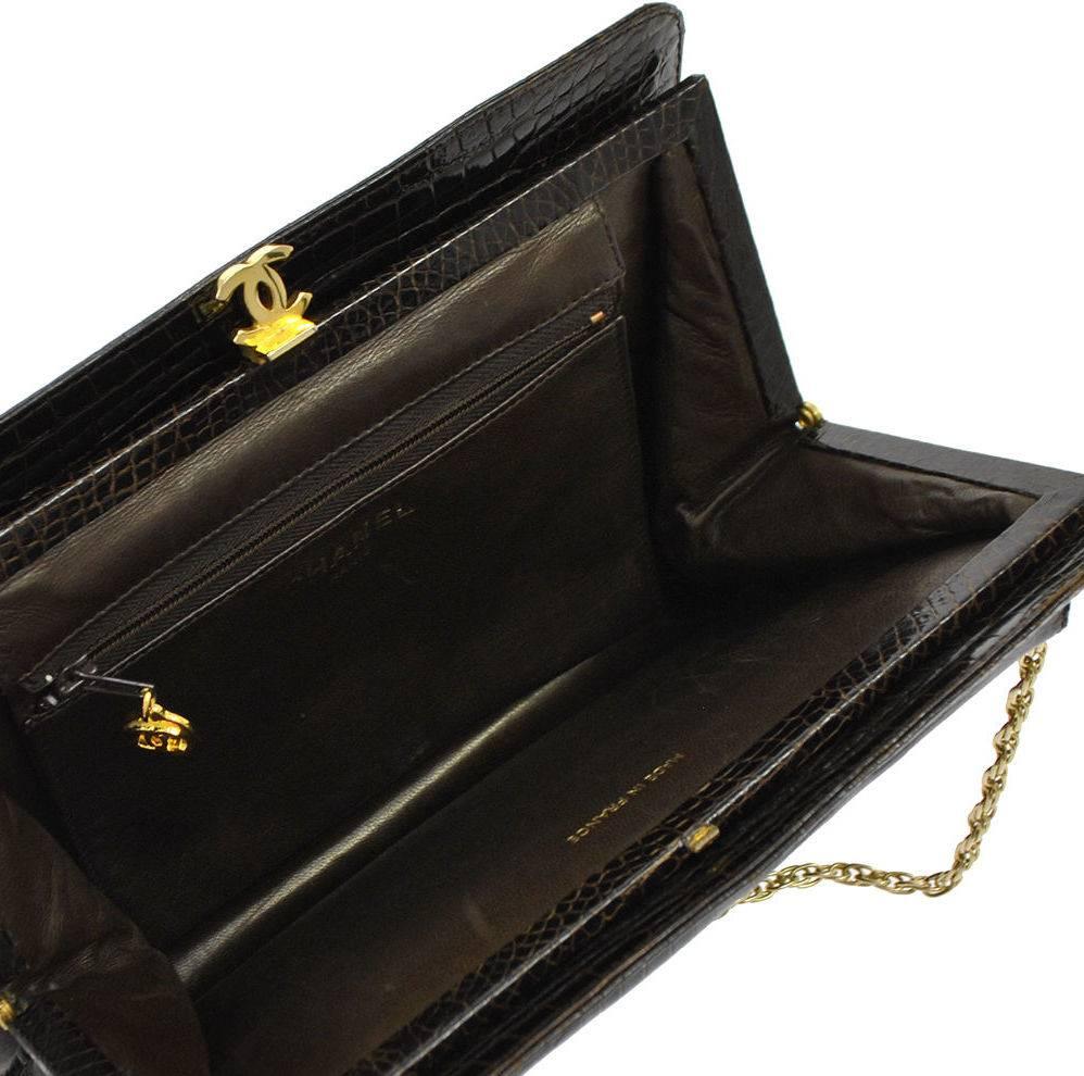 Women's Chanel Rare Vintage Dark Brown Croc Leather Gold Evening Kisslock Top Handle Bag