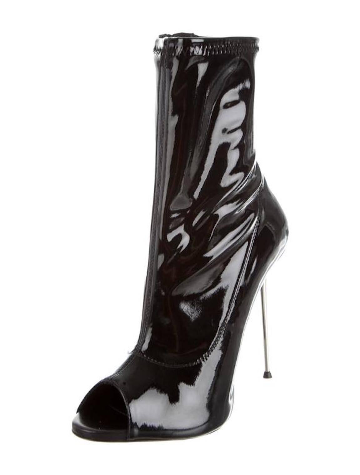 Women's Giuseppe Zanotti New Black Patent Metal Heels Ankle Booties in Box