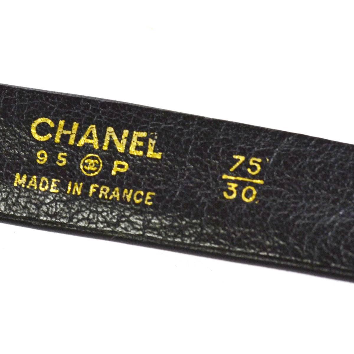 Women's Chanel Vintage Black Leather Interwoven Chain Link Buckle Charm Waist Belt