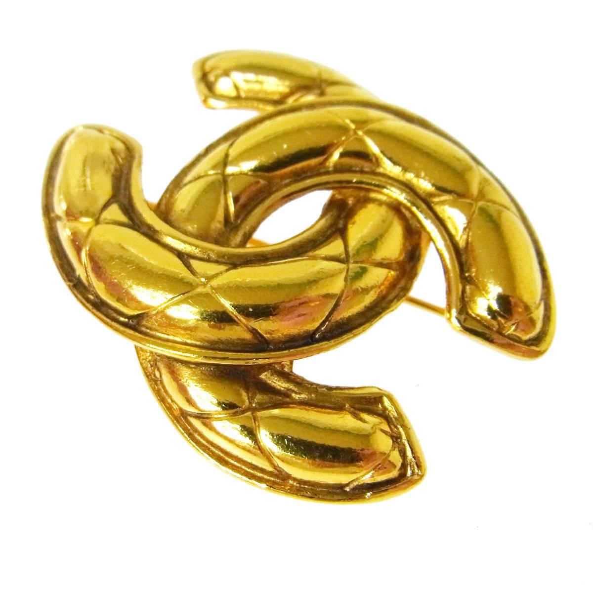 gold chanel brooch