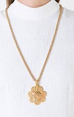Chanel Vintage Gold Filigree Textured Charm Link Drape Evening Necklace in Box