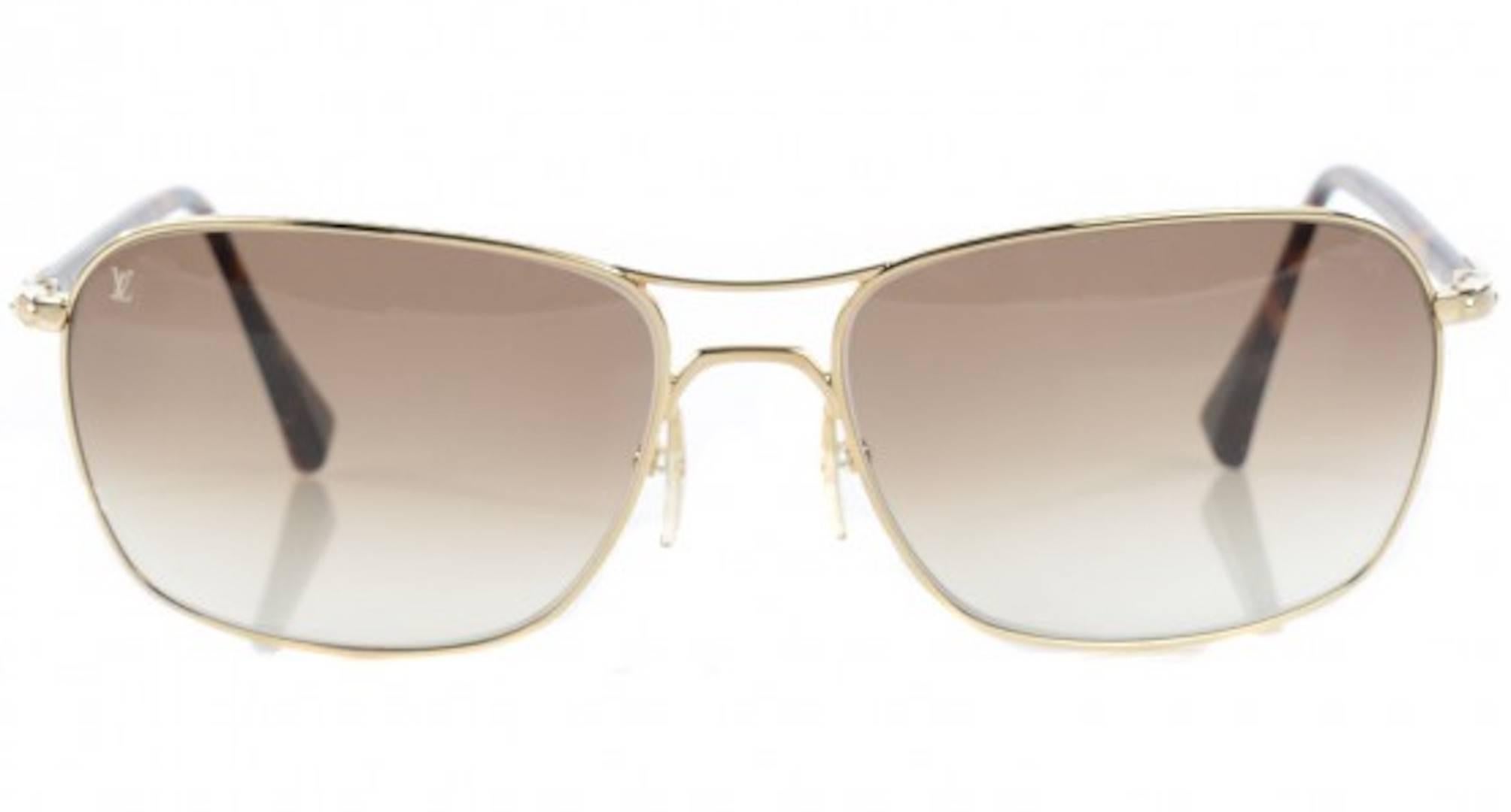 Louis Vuitton Gold Tortoise Men's Women's Unisex Aviator Sunglasses W/Case & Box In Good Condition In Chicago, IL