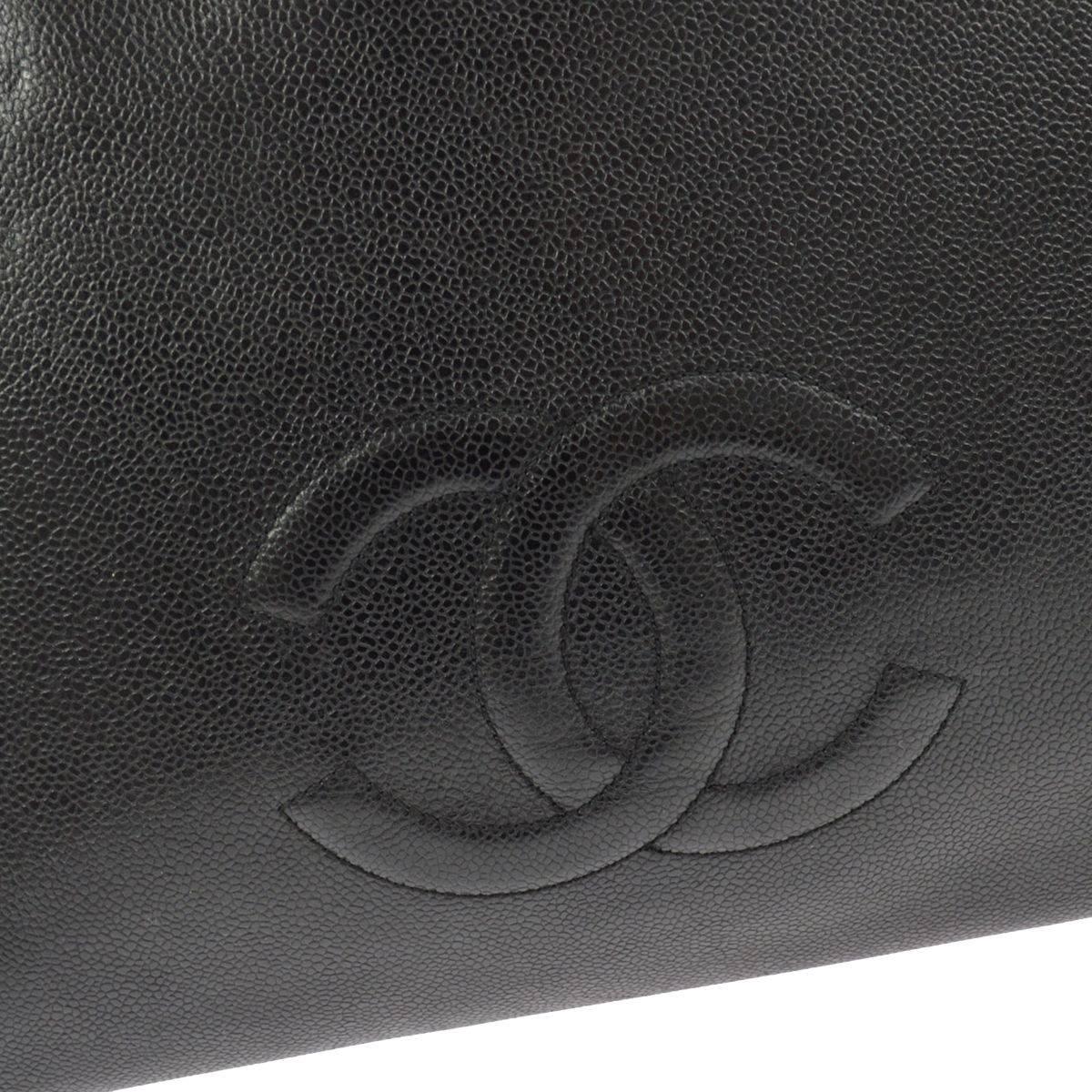 Chanel Vintage Black Caviar Leather Oversize Weekender Travel Tote Bag 

Caviar
Gold tone hardware
Made in Italy
Measures 15.5" W x 11.5" H x 6" D
Shoulder strap drop 13.5" 