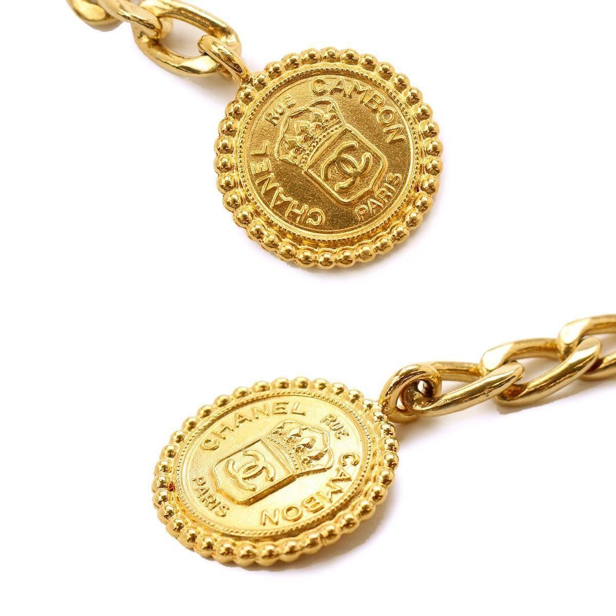 CURATOR'S NOTES

Metal
Gold tone
Hook closure
Medallion diameter 1