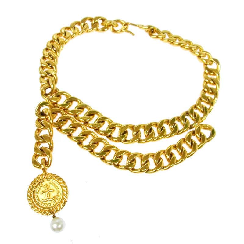 Chanel Vintage Gold Double Link Pearl Coin Medallion Choker Necklace at ...