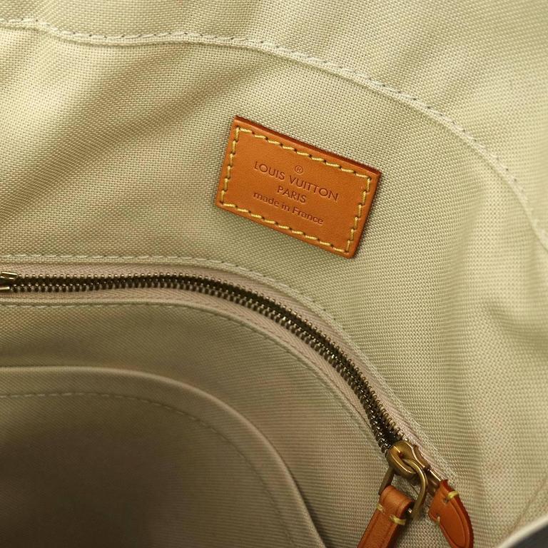 Louis Vuitton Small Shoulder Bag Chain Handle