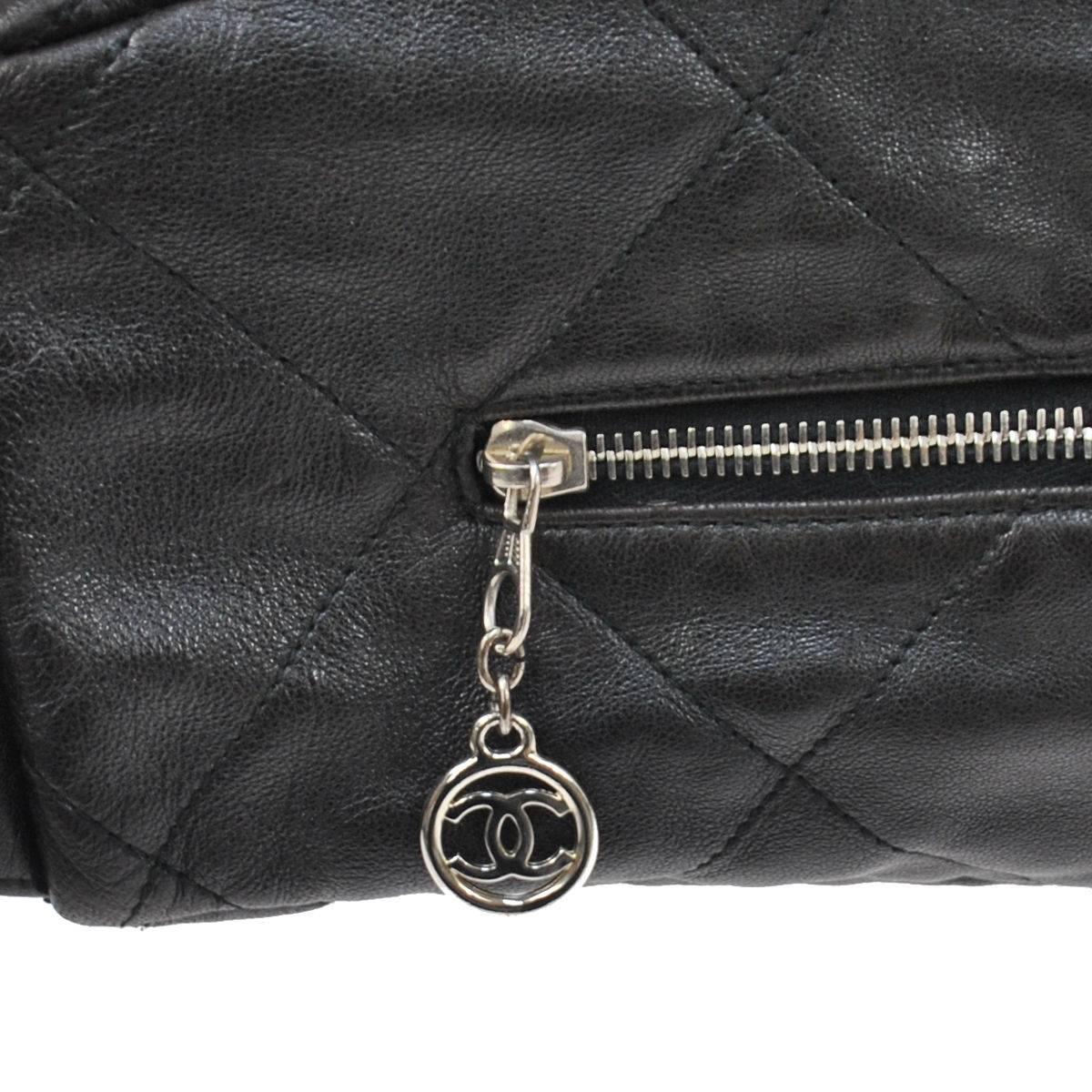 Chanel Black Leather Large Carryall Travel Top Handle Tote Bag In Good Condition In Chicago, IL