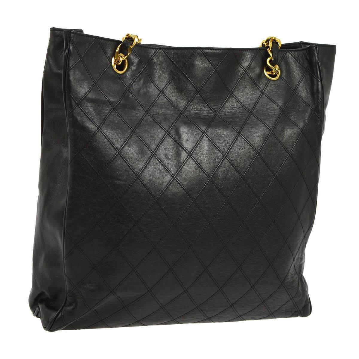 Chanel Vintage Black Leather Quilted Carryall Shopper Tote Shoulder Bag In Good Condition In Chicago, IL