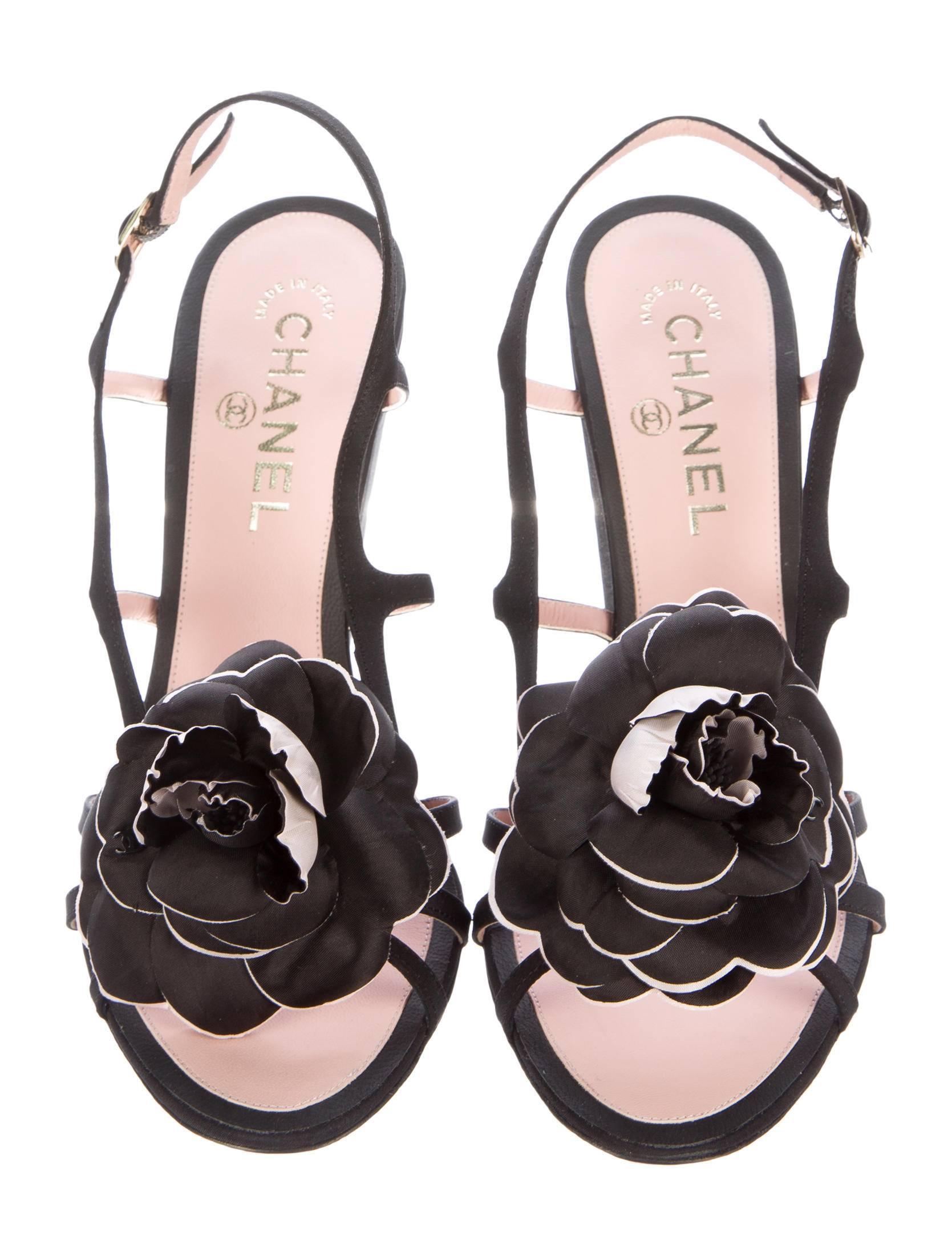 Women's Chanel NEW & SOLD OUT Black Flower Cut Out Wedge Sandals Heels in Box 