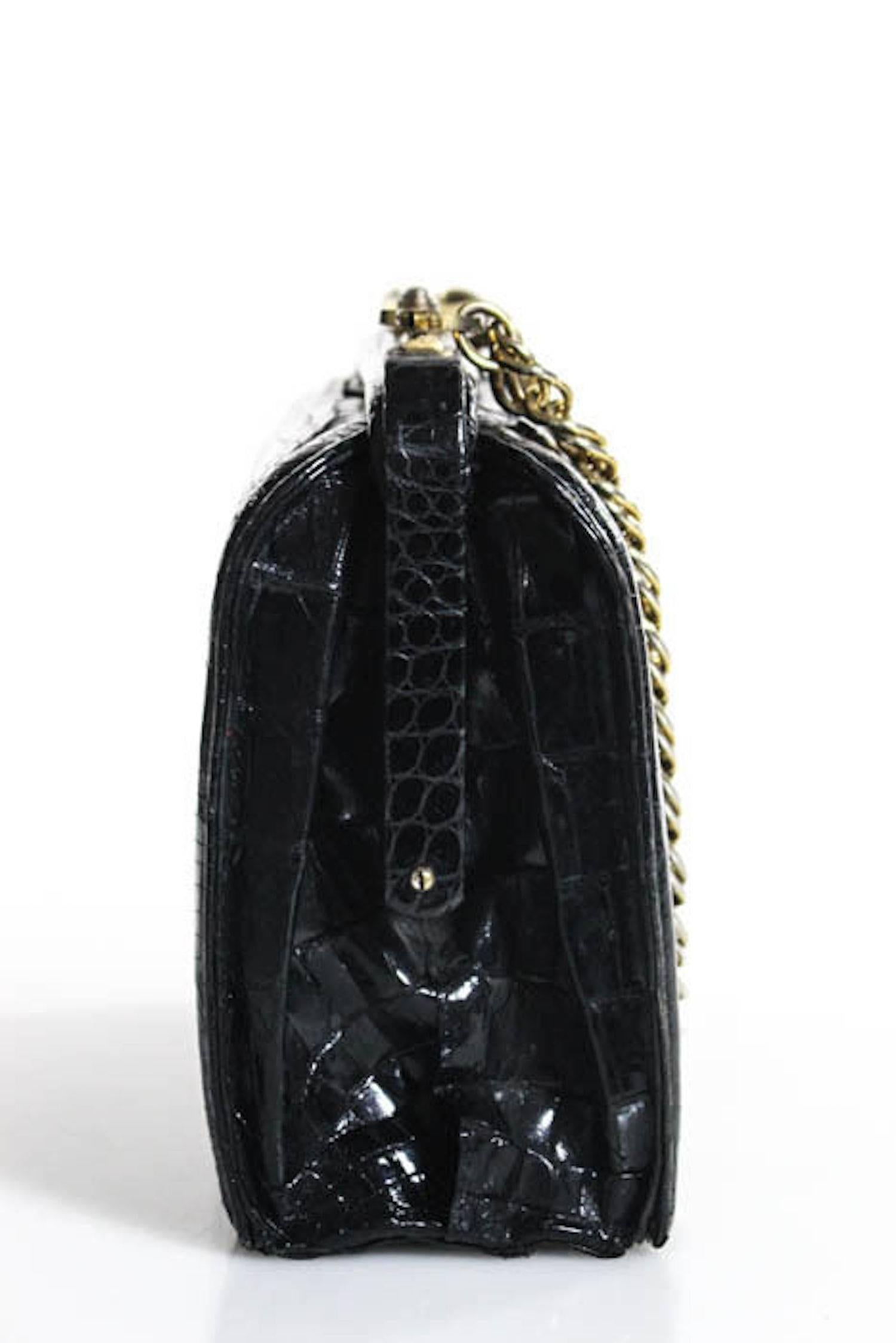 Vintage Black Leather Crocodile Leather Kisslock Evening Flap Shoulder Bag In Good Condition In Chicago, IL