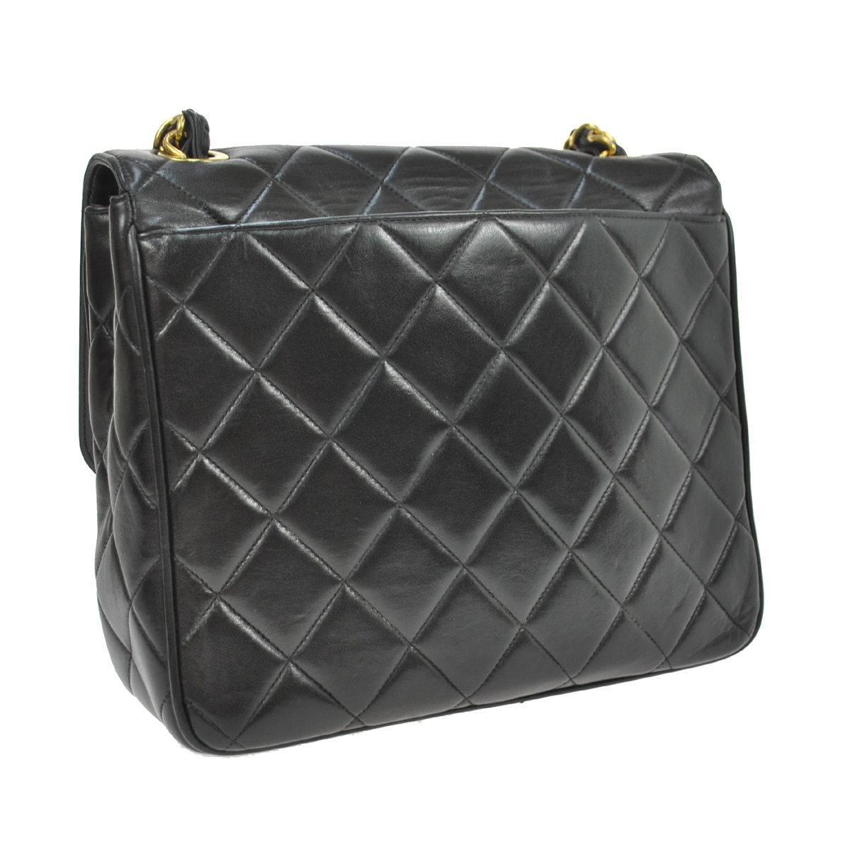 Chanel Black Lambskin Leather Turnlock Shoulder Evening Flap Bag In Good Condition In Chicago, IL