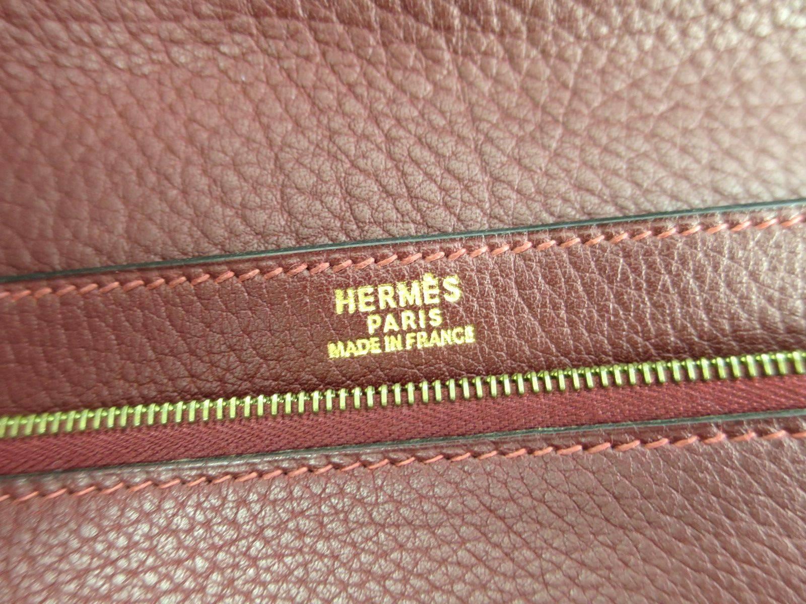 Women's Hermes Vintage Red Leather Gold Envelope Evening Wristlet Clutch Flap Bag