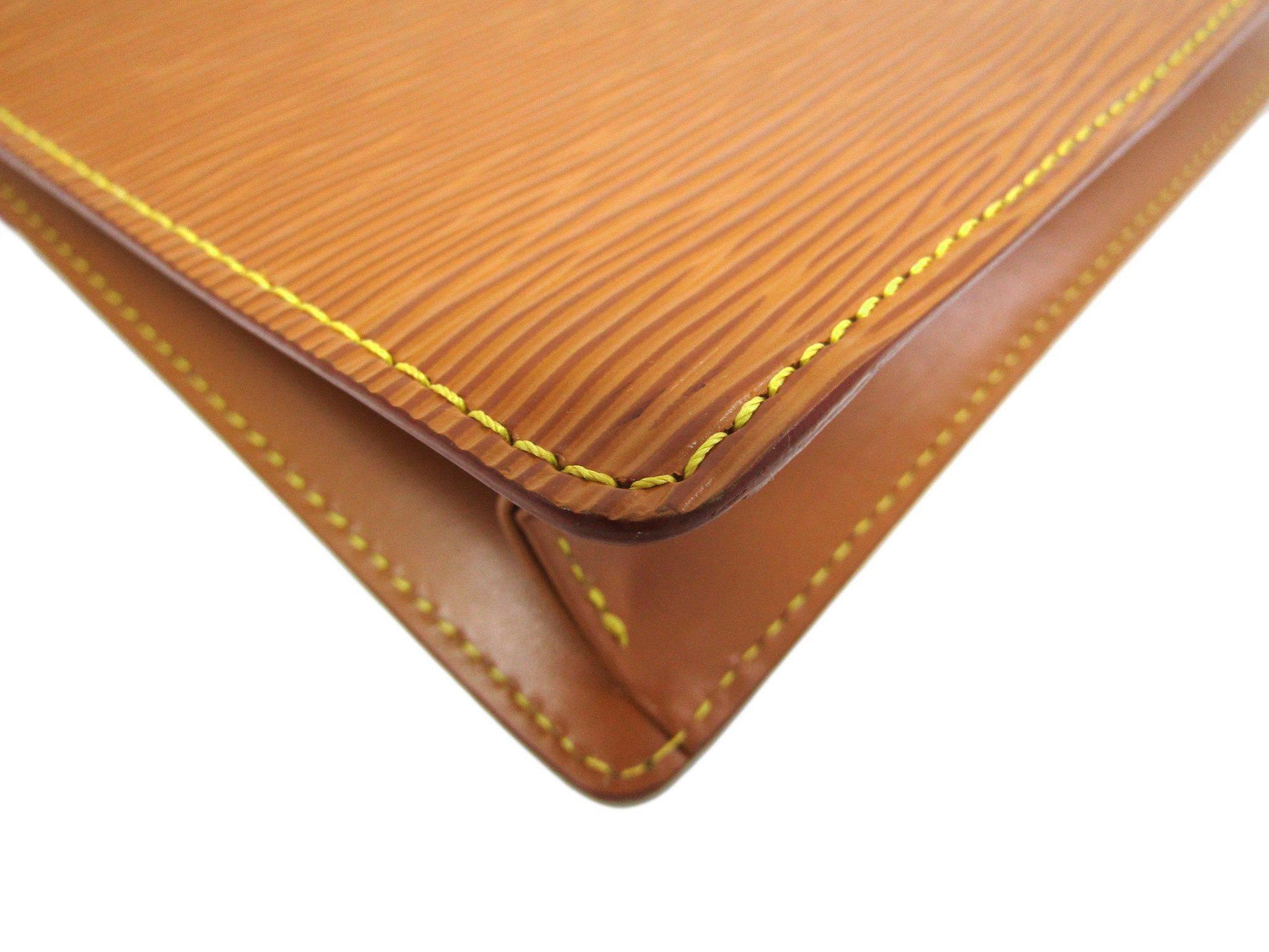 Brown Louis Vuitton Cognac Epi Gold Envelope Wristlet Evening Flap Clutch Bag