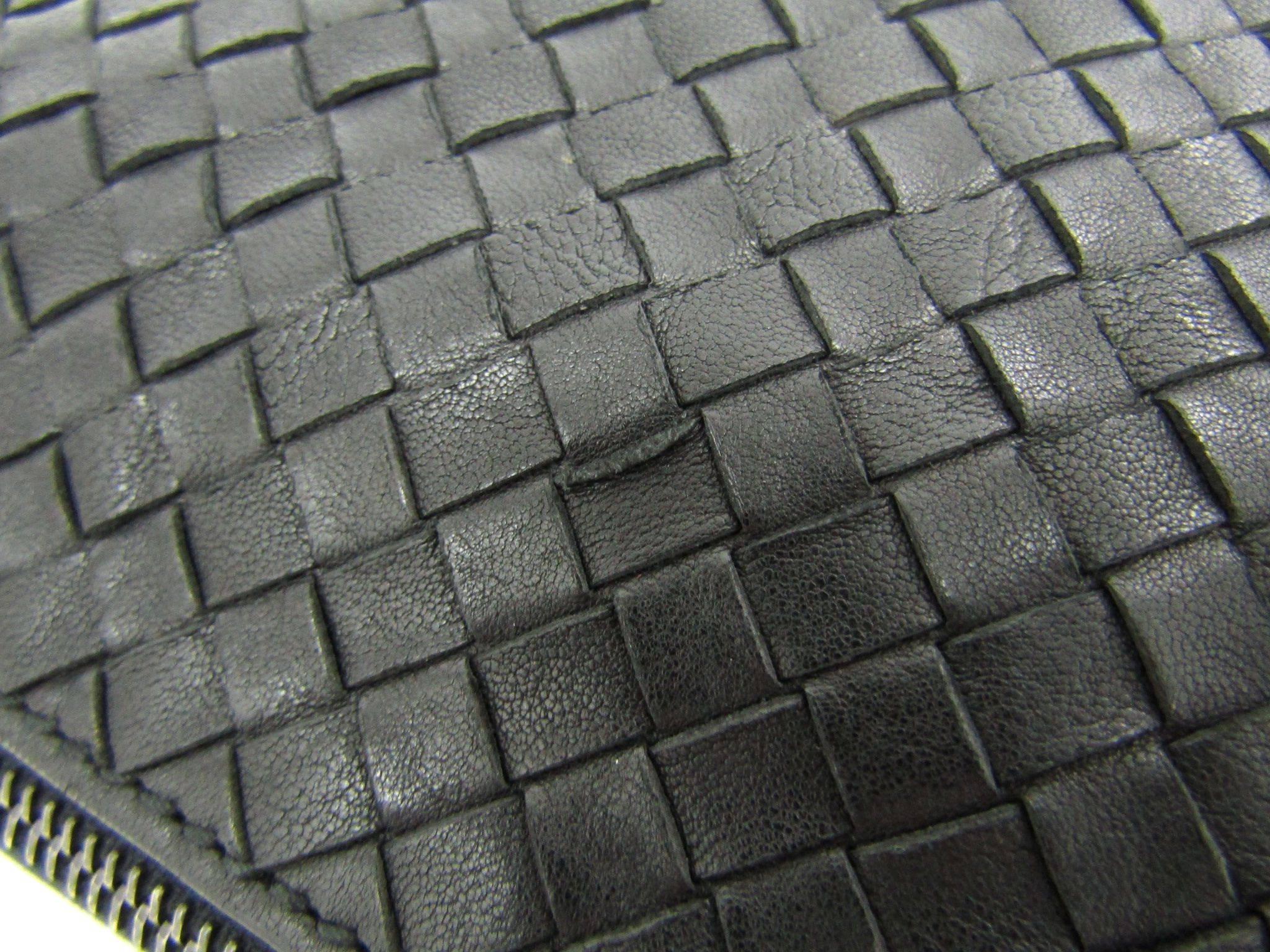 Bottega Veneta Black Leather Men's Women's Business iPad Carryall Travel Bag In Good Condition In Chicago, IL