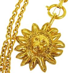 Chanel Vintage Gold Lion Head Medallion Chain Charm Necklace
