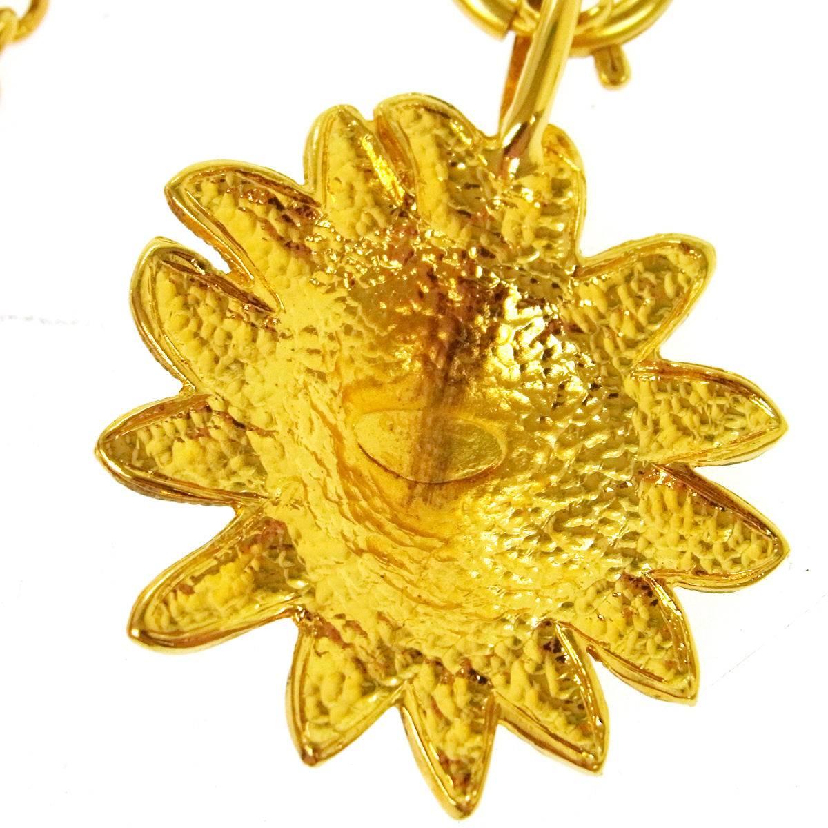 gold lion medallion