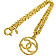 Chanel Vintage Gold Charm Coin Chain Link Necklace 