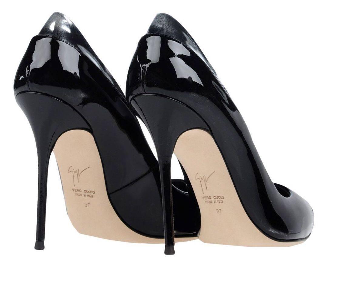 Giuseppe Zanotti New Black Silver Accent Patent Evening High Heels Pumps in Box In New Condition In Chicago, IL