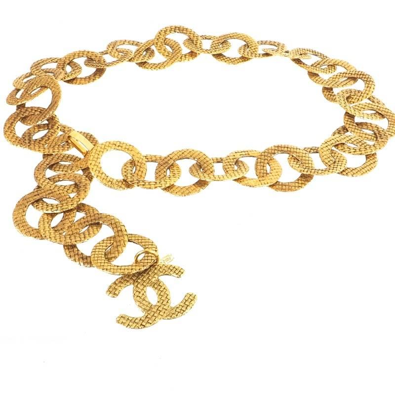 Chanel Vintage Rare Large Gold Textured Link Charm Waist Belt / Necklace 