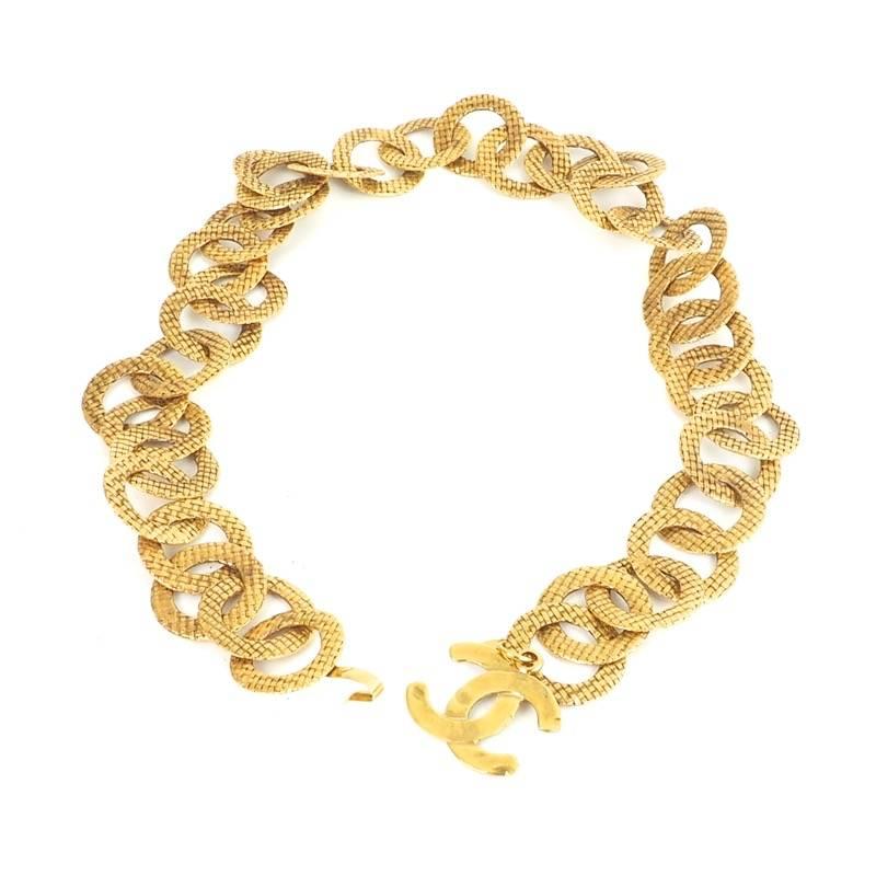 Chanel Vintage Rare Large Gold Textured Link Charm Waist Belt / Necklace  1
