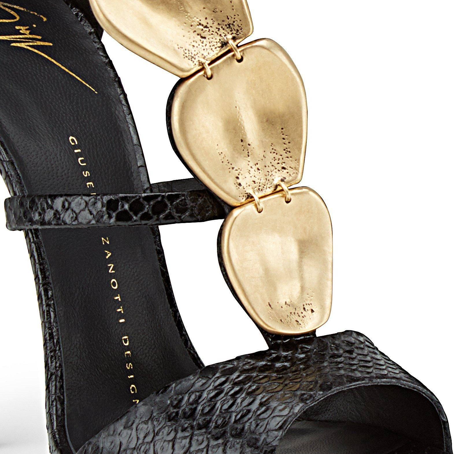 LAST PAIR! Giuseppe Zanotti New Black Lizard Gold Evening Sandals Heels in Box

Size IT 36
Lizard leather
Gold tone hardware
Zipper back closure
Made in Italy
Heel height 4.75